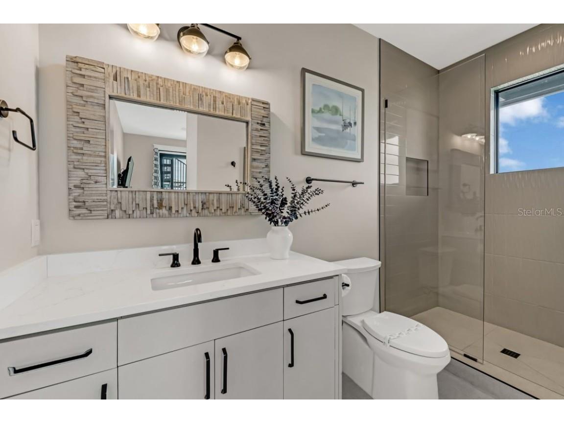 234 Grant Drive Sarasota FL 34236 A4668250 image28