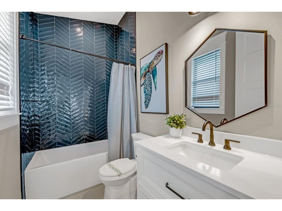 234 Grant Drive Sarasota FL 34236 A4668250 image33