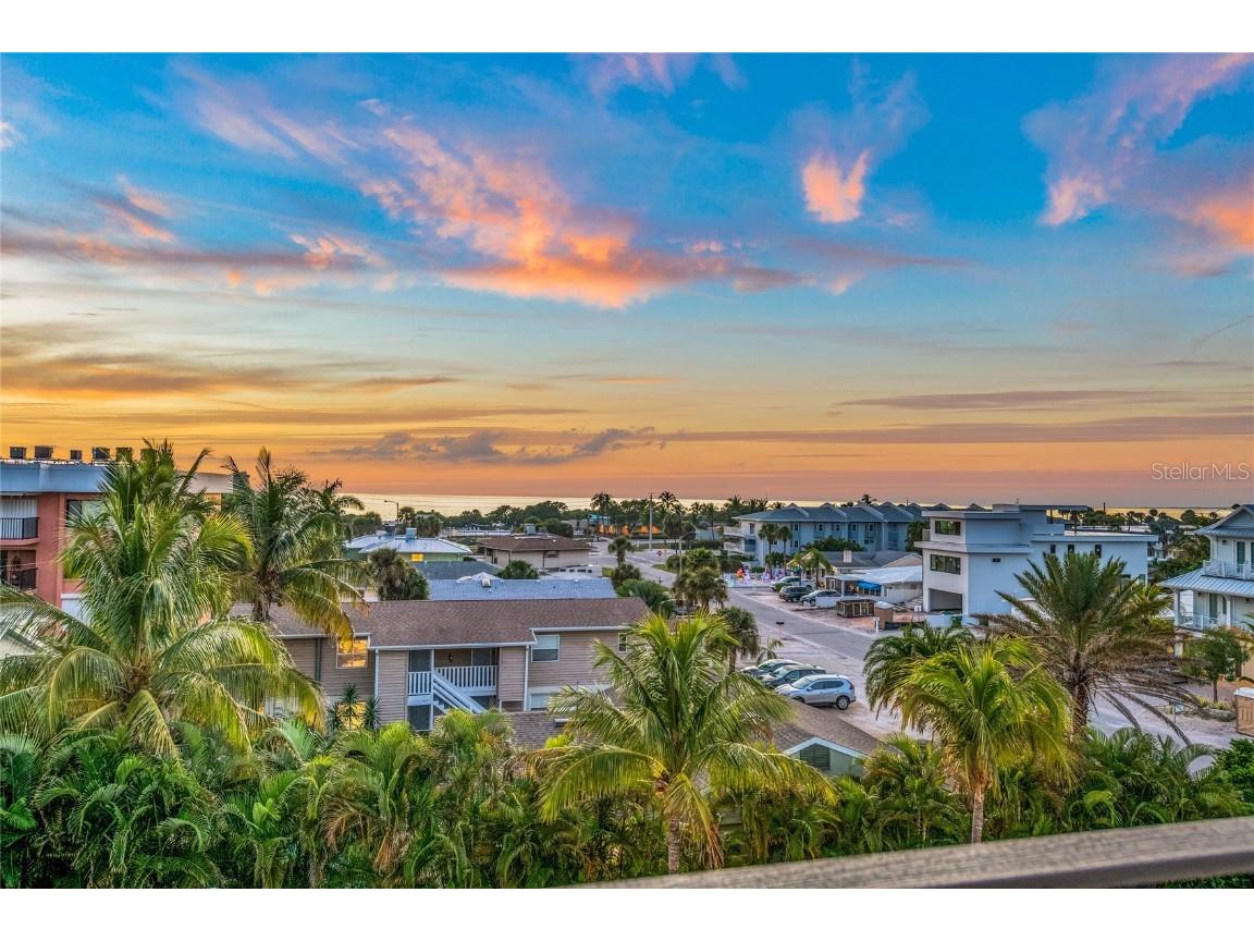 234 Grant Drive Sarasota FL 34236 A4668250 image5