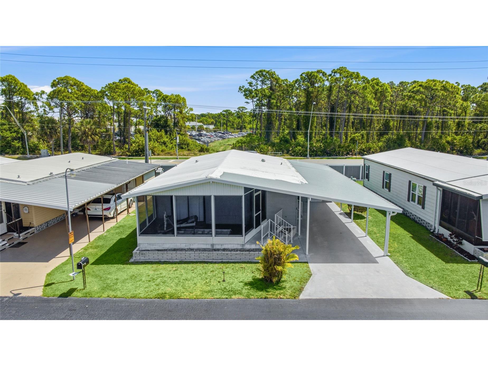 234 Palm Air Drive Osprey FL 34229 A4687365 image1
