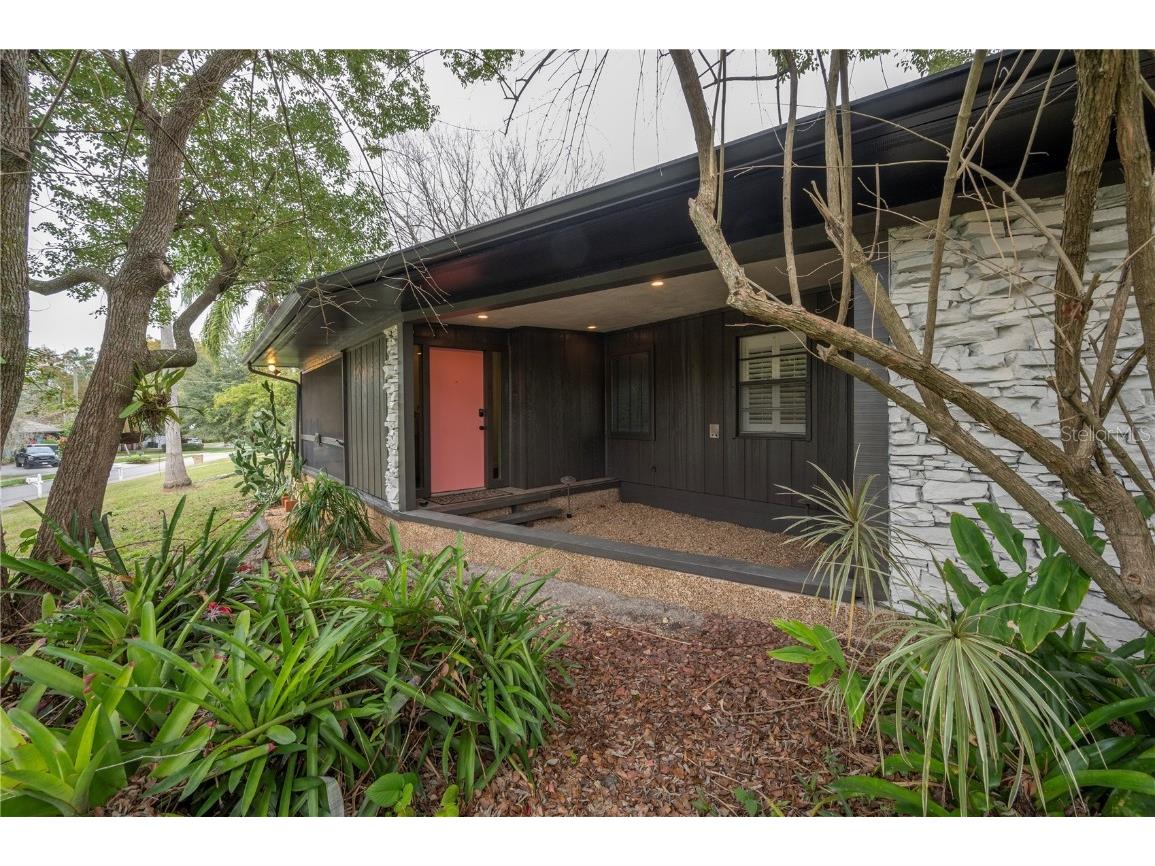 234 S Riverhills Drive Temple Terrace FL 33617 T3489592 image1