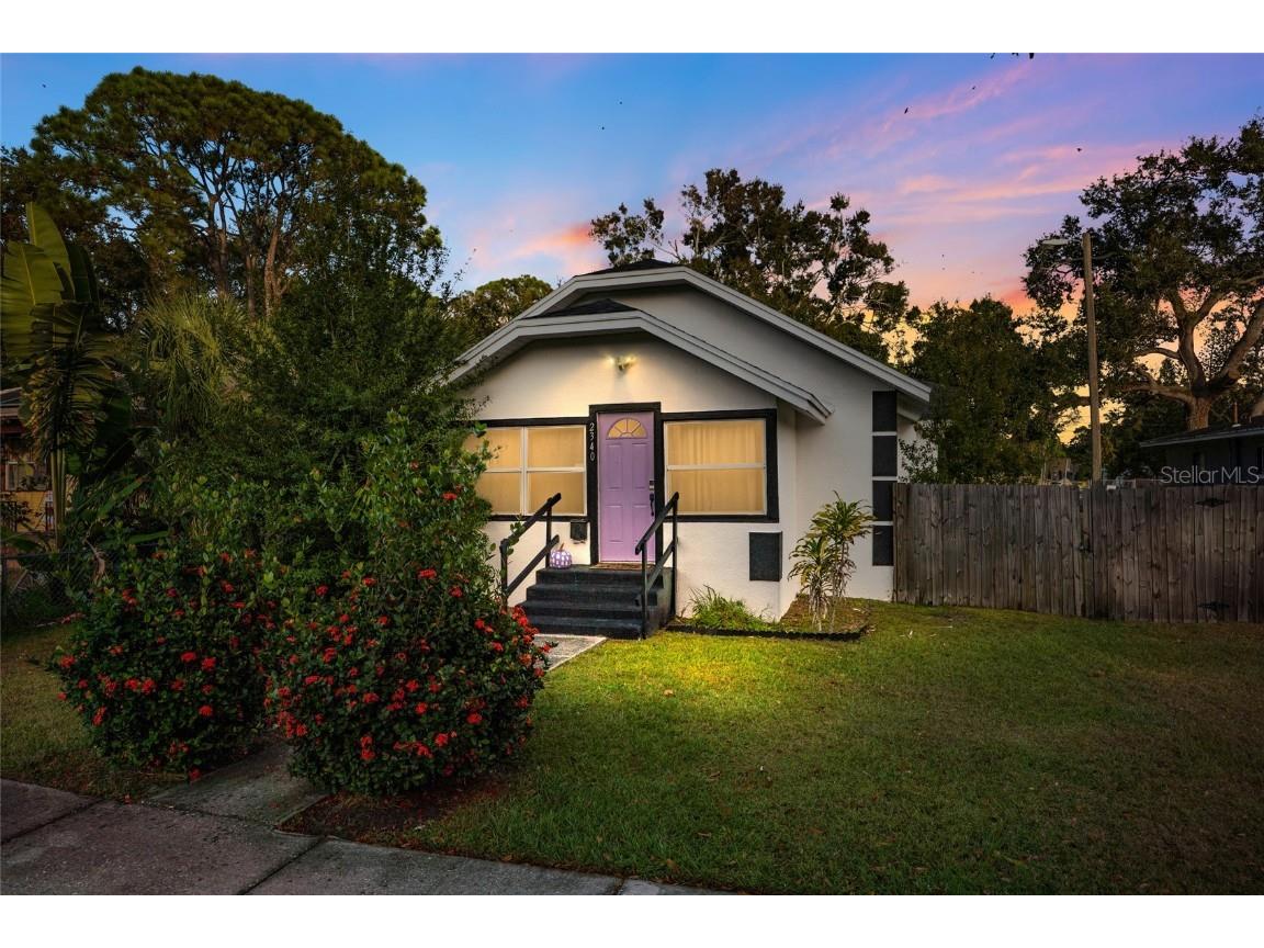 2340 10th Street S Saint Petersburg FL 33705 TB8447486 image1