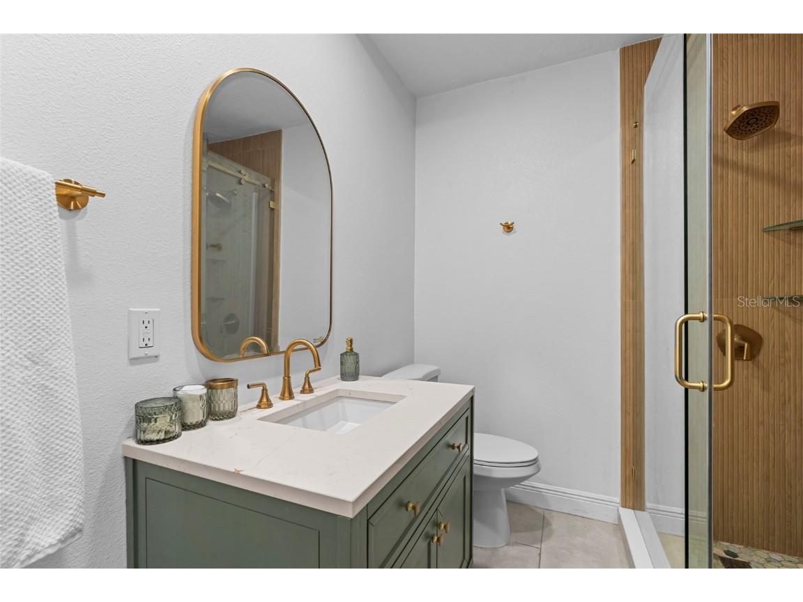 2340 10th Street S Saint Petersburg FL 33705 TB8447486 image12