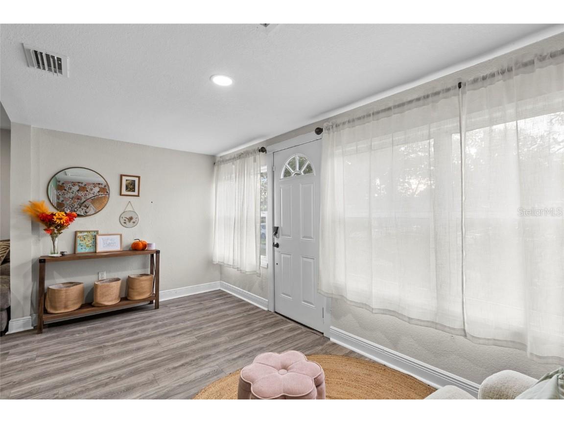 2340 10th Street S Saint Petersburg FL 33705 TB8447486 image15