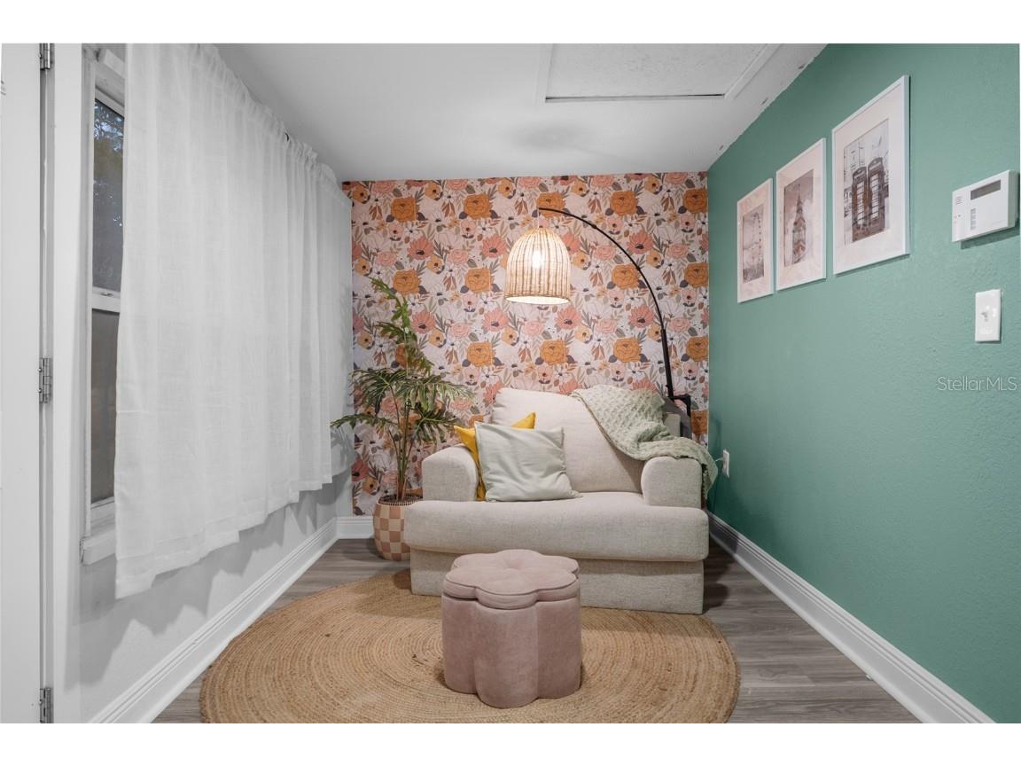 2340 10th Street S Saint Petersburg FL 33705 TB8447486 image17