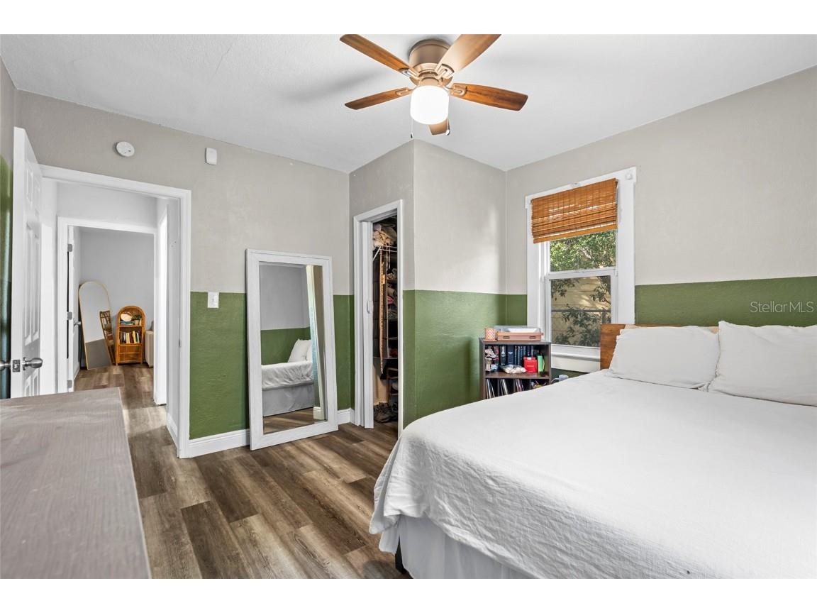 2340 10th Street S Saint Petersburg FL 33705 TB8447486 image23