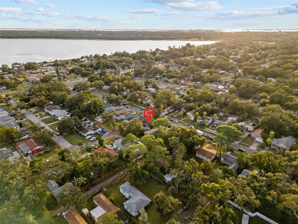 2340 10th Street S Saint Petersburg FL 33705 TB8447486 image30