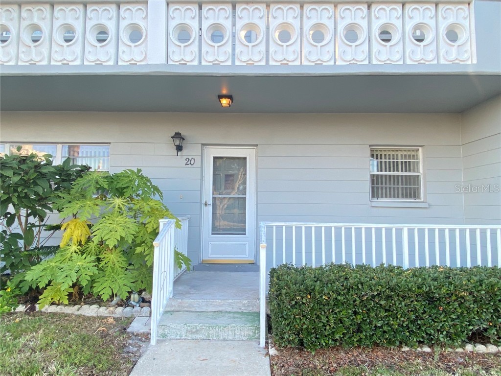 2340 Grecian Way #20 Clearwater FL 33763 U8219448 image1