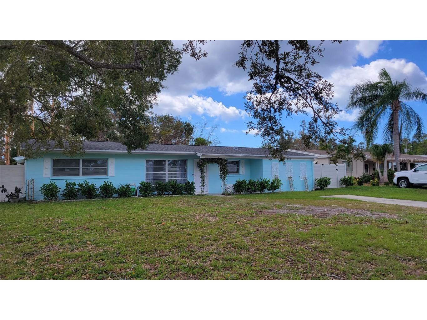 2340 Grove Street Sarasota FL 34239 A4587095 image1