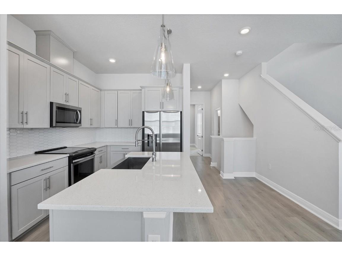 2340 Lindstrom Street Sarasota FL 34237 A4675836 image12