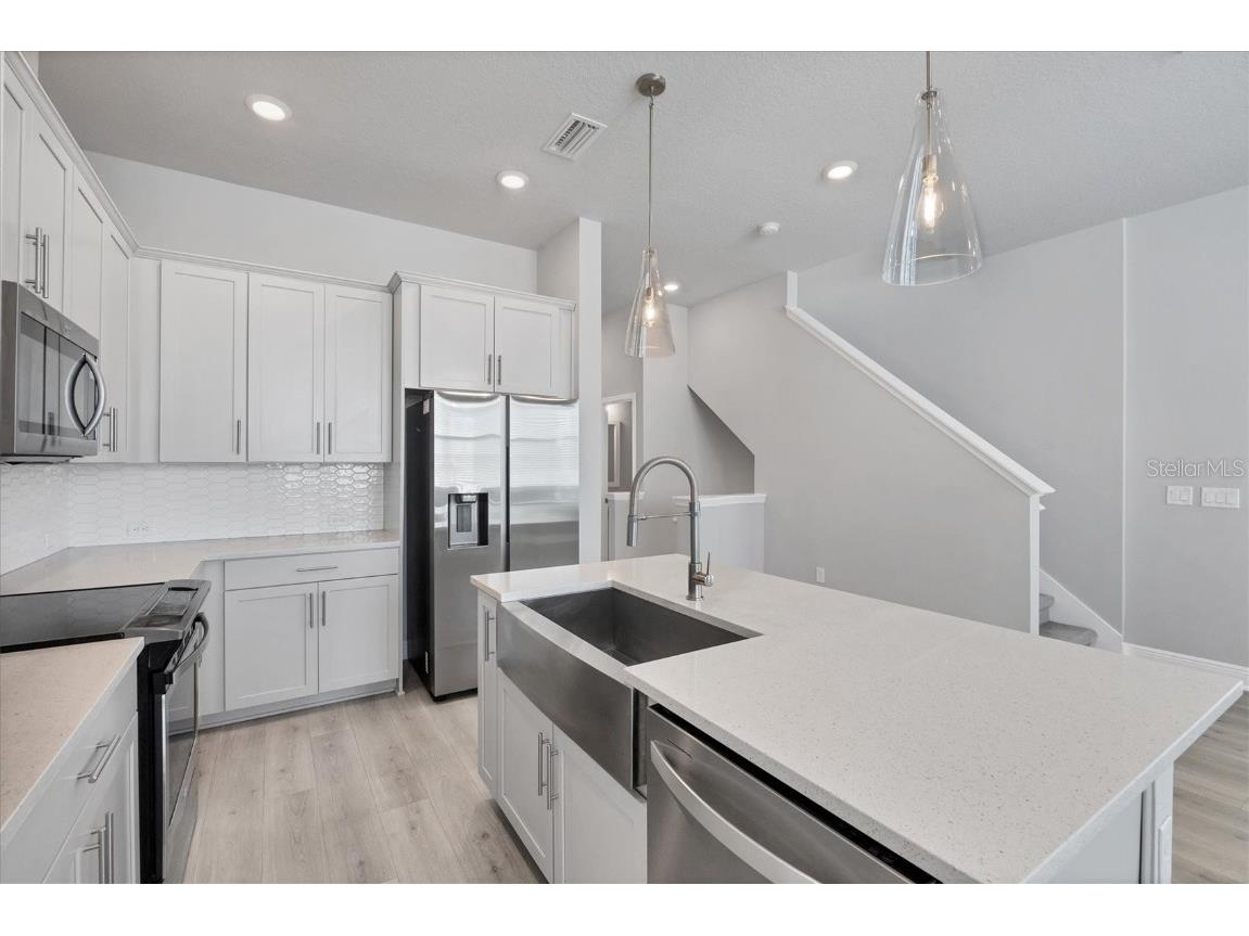 2340 Lindstrom Street Sarasota FL 34237 A4675836 image13