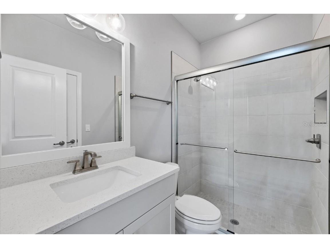 2340 Lindstrom Street Sarasota FL 34237 A4675836 image31