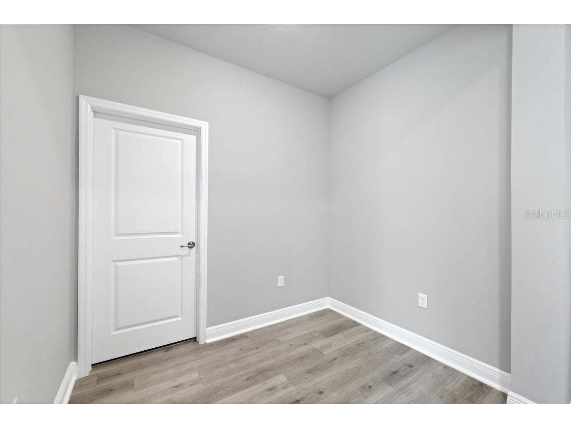 2340 Lindstrom Street Sarasota FL 34237 A4675836 image32