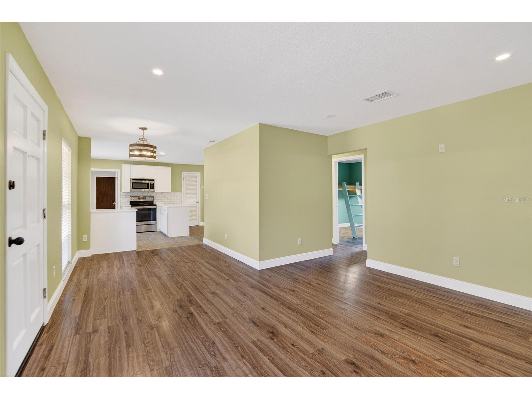 2340 Merrily Circle S Seffner FL 33584 TB8508250 image10