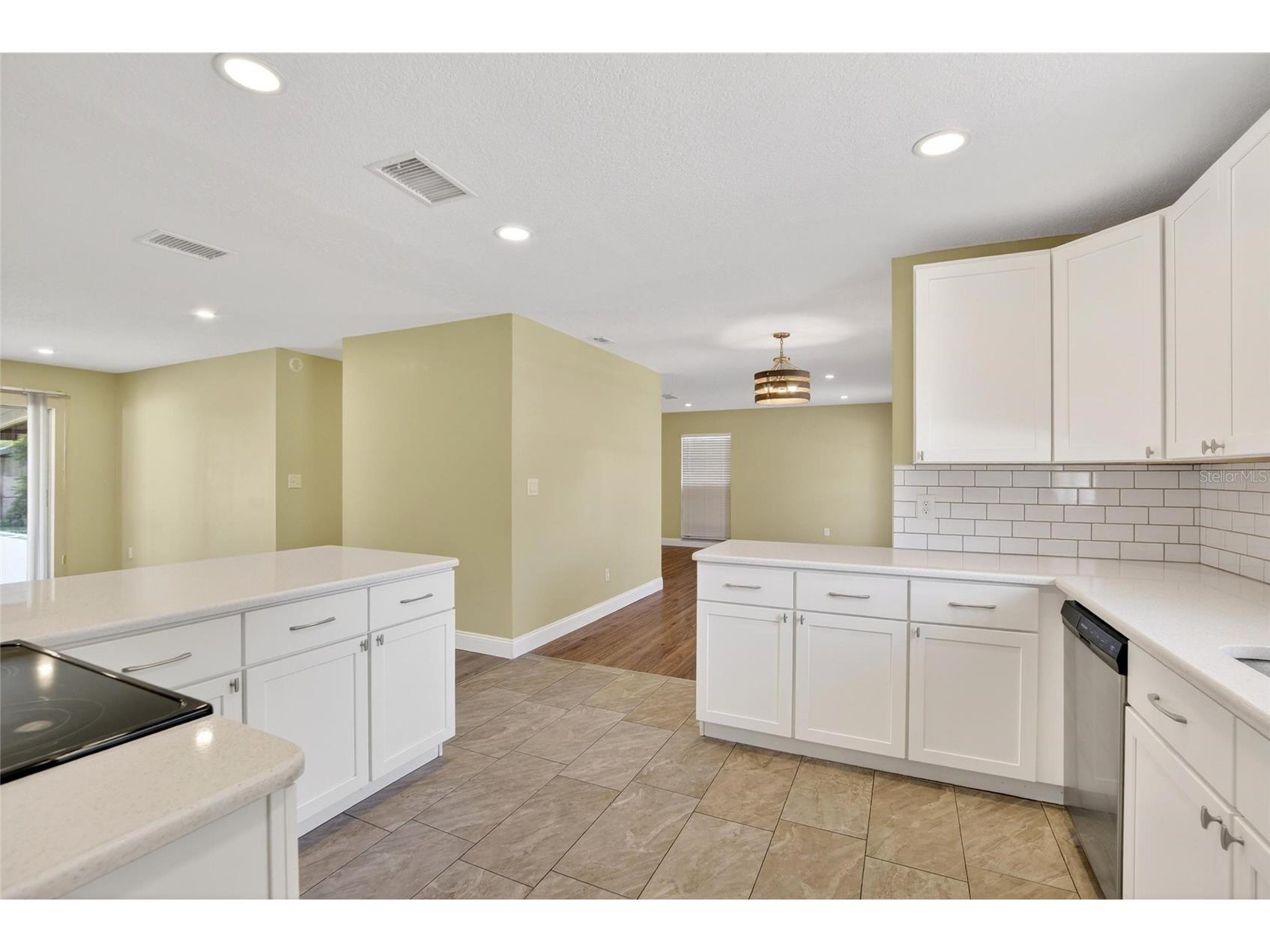 2340 Merrily Circle S Seffner FL 33584 TB8508250 image14