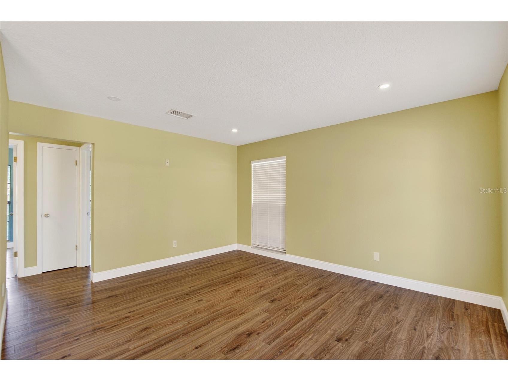 2340 Merrily Circle S Seffner FL 33584 TB8508250 image40