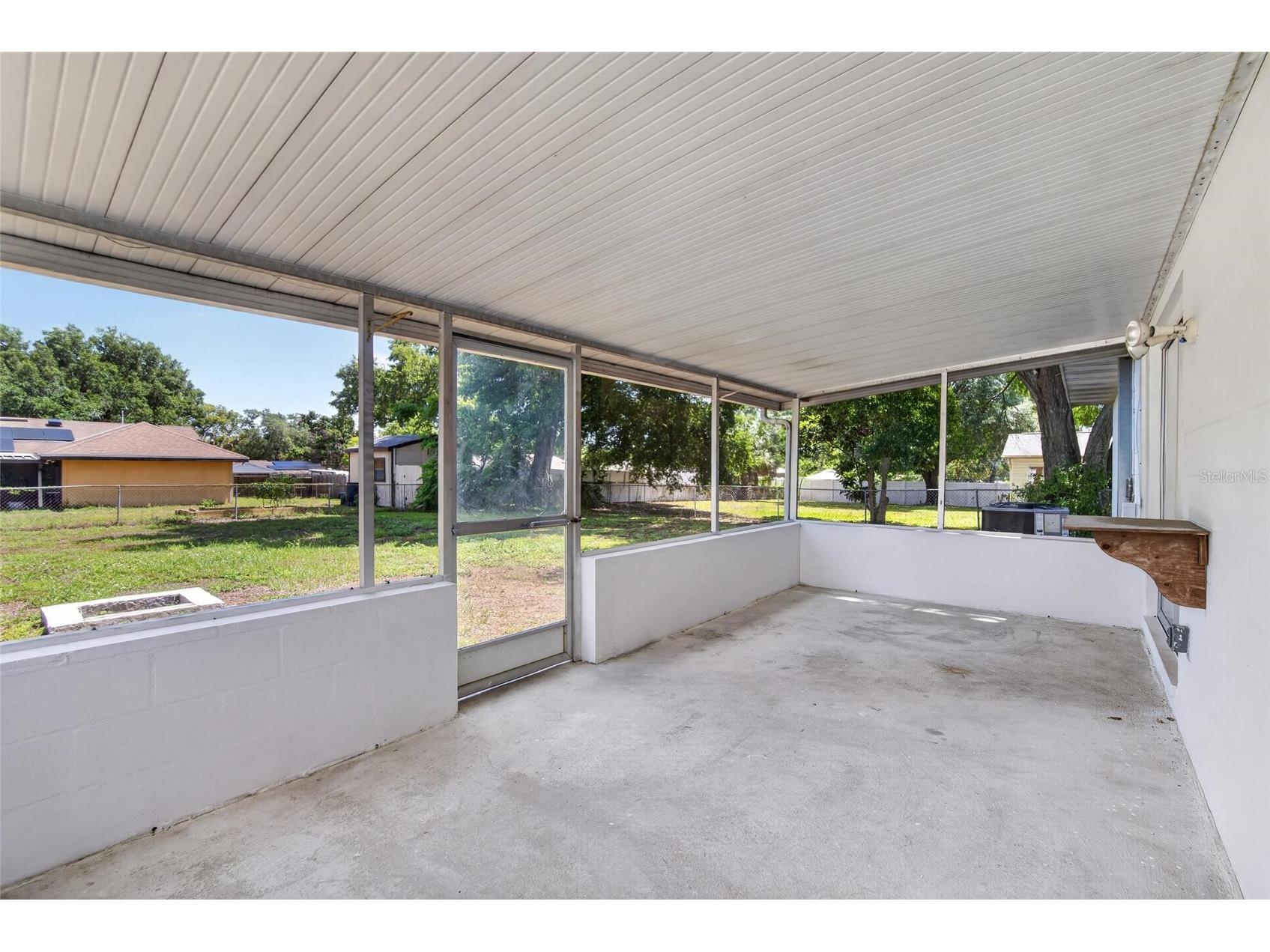 2340 Merrily Circle S Seffner FL 33584 TB8508250 image42