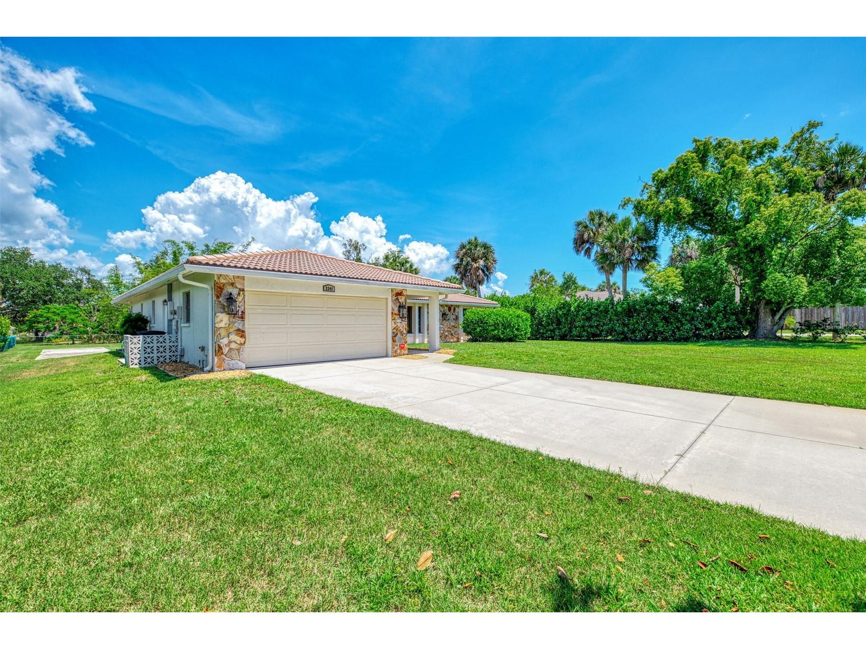 2340 Palmetto Street Nokomis FL 34275 A4694866 image3