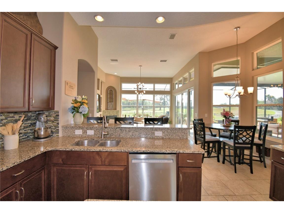 2340 Pinehurst Court Davenport FL 33837 P4934886 image9