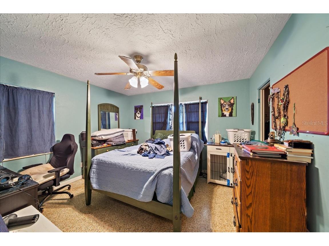 2340 Valencia Drive Sarasota FL 34239 A4665584 image17