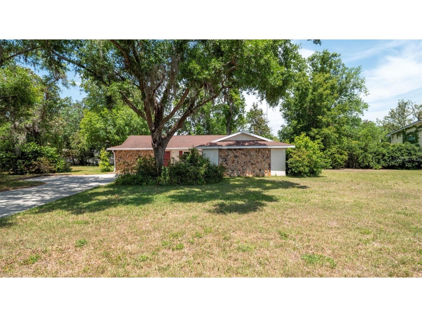 23409 Dogwood Estates Drive Brooksville FL 34601 W7874948 image1