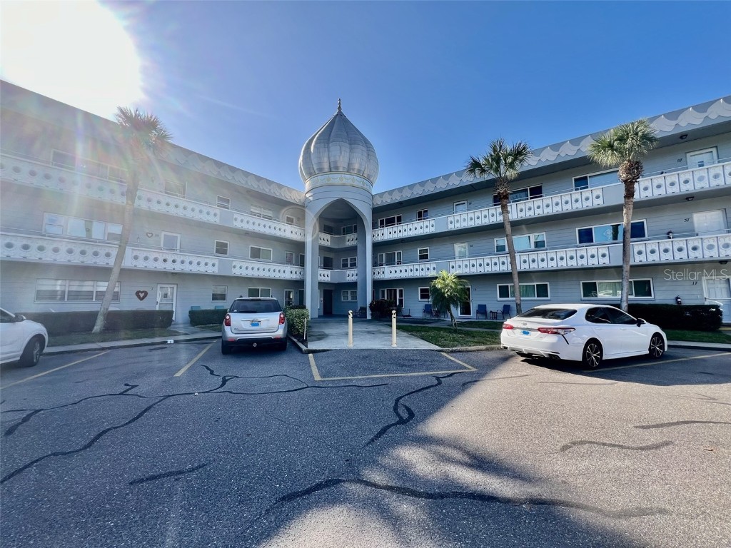 2341 Haitian Drive #9 Clearwater FL 33763 U8229333 image1