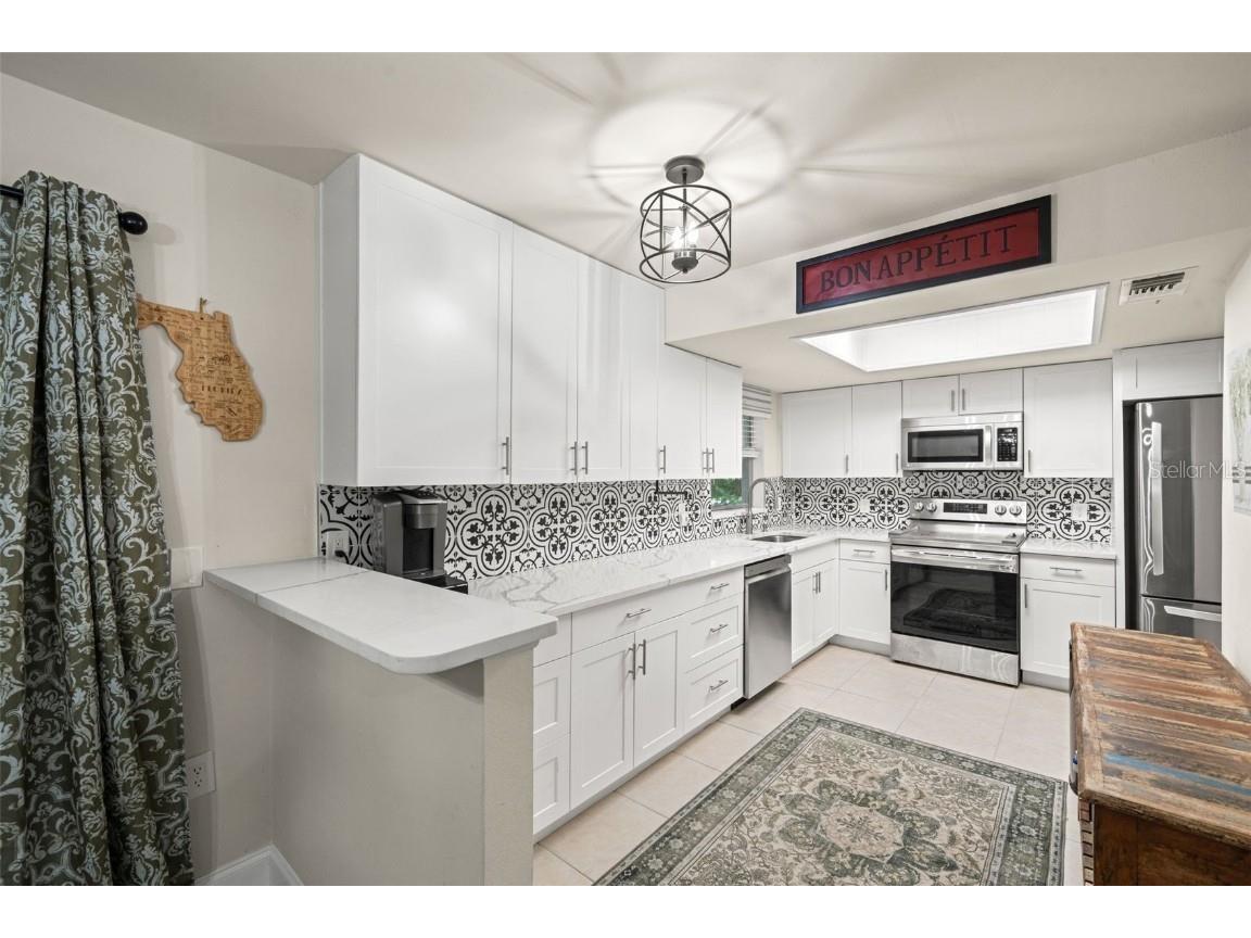 2341 Masters Court Spring Hill FL 34606 W7878833 image19