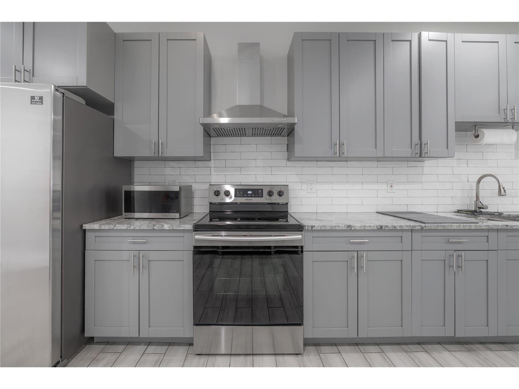 2341 W Chestnut Street Tampa FL 33607 TB8479880 image10