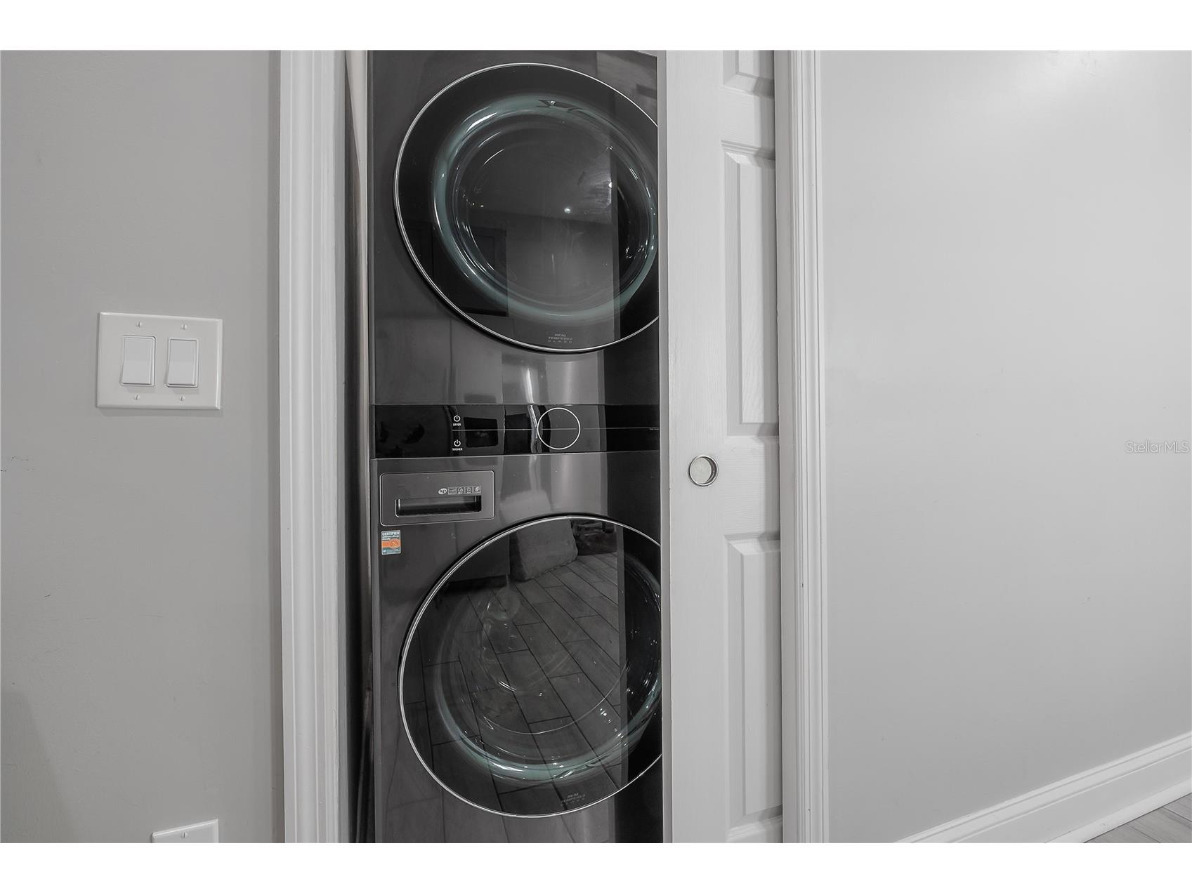 2341 W Chestnut Street Tampa FL 33607 TB8479880 image34