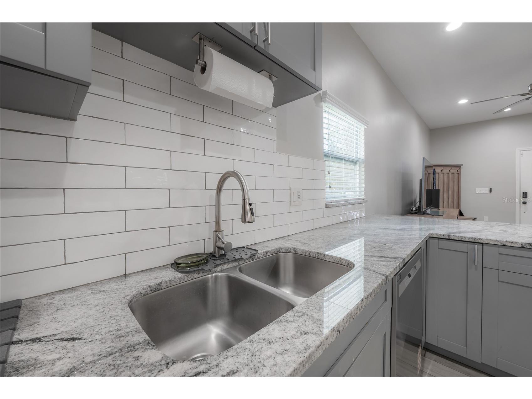 2341 W Chestnut Street Tampa FL 33607 TB8479880 image9