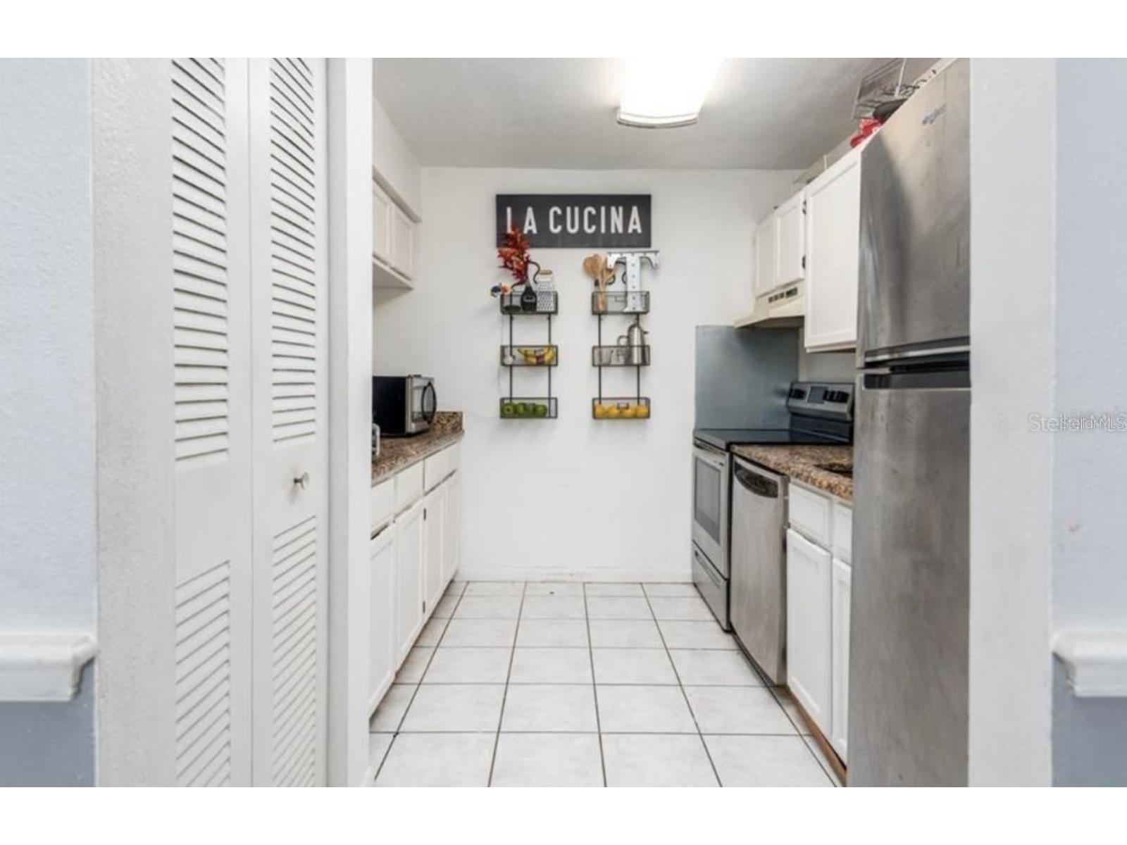 2342 Huntington Green Court #2 Orlando FL 32839 O6394343 image4