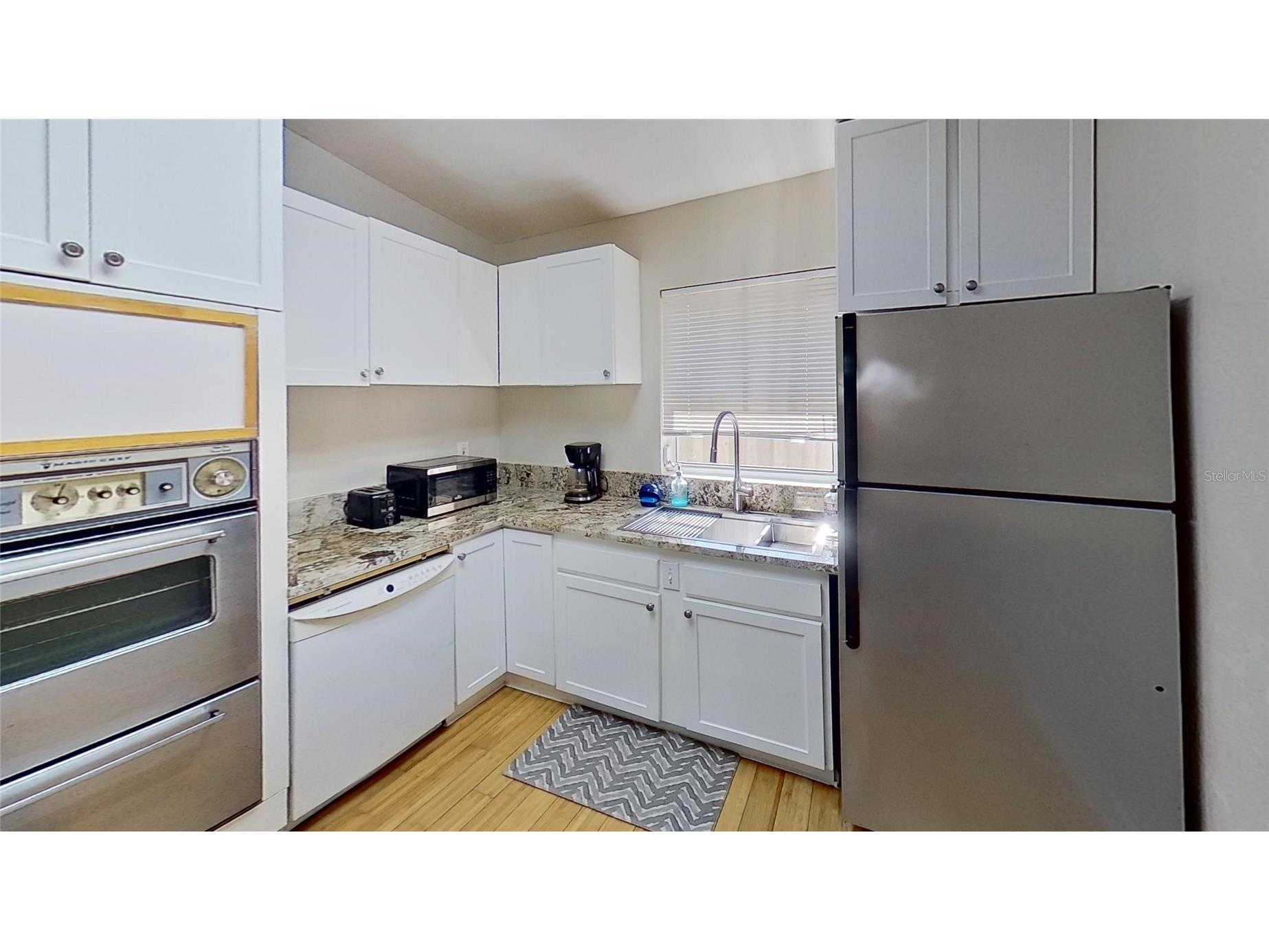 2342 Margaret Street Sarasota FL 34237 A4680575 image14