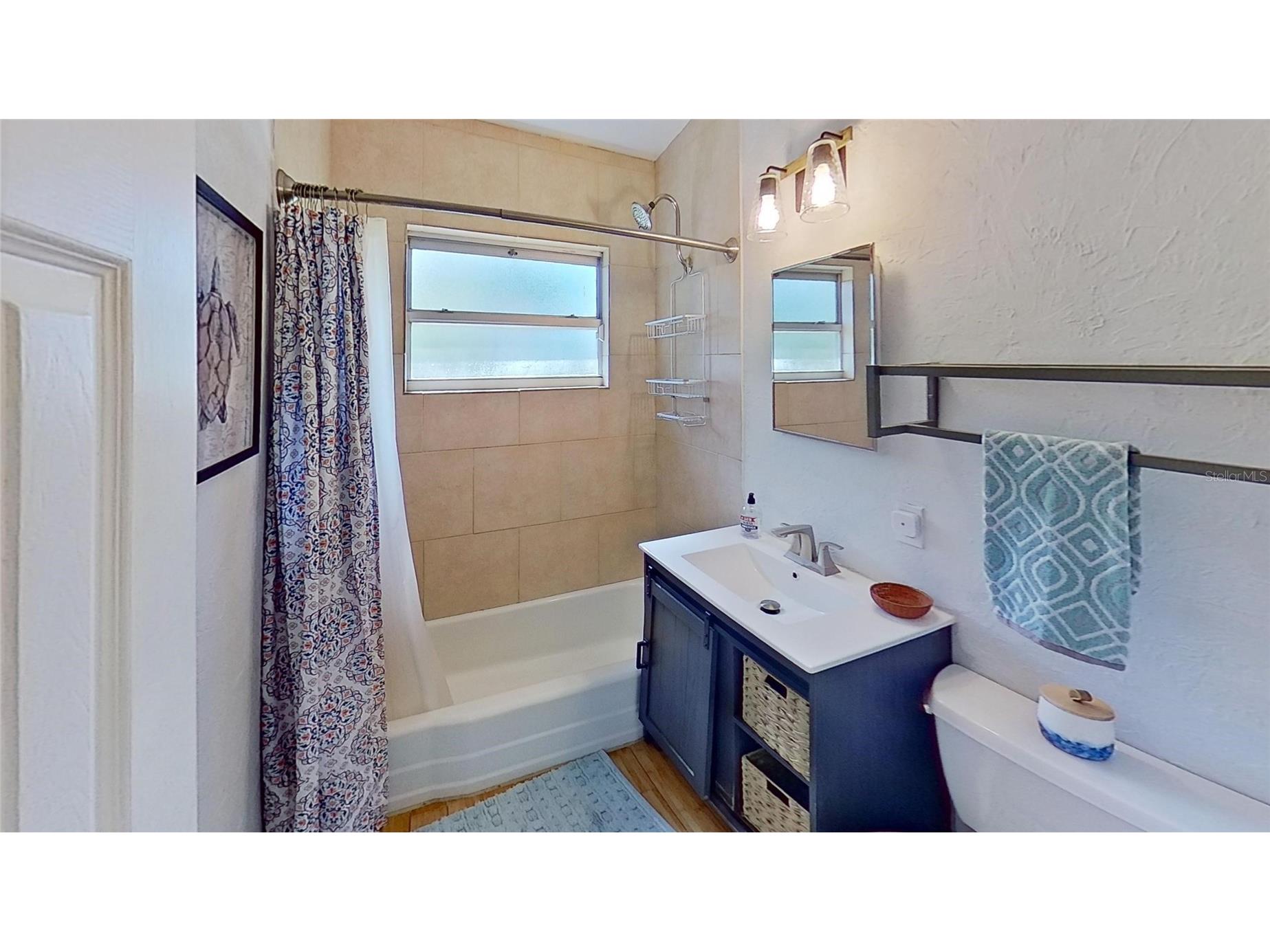 2342 Margaret Street Sarasota FL 34237 A4680575 image25