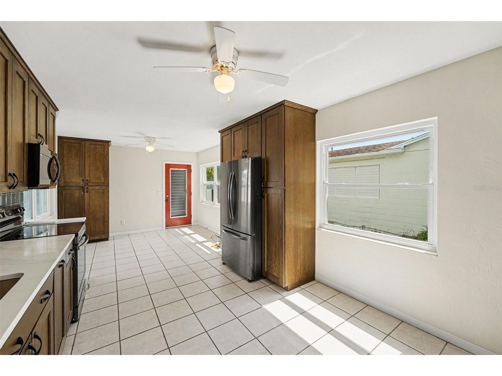 2343 36th Avenue N Saint Petersburg FL 33713 A4698979 image4