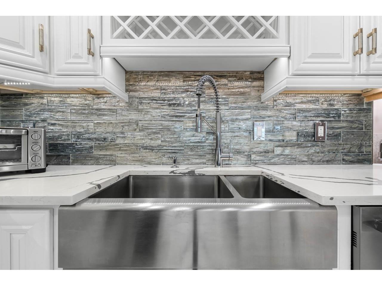 2343 Glenmore Circle Sun City Center FL 33573 TB8517695 image15