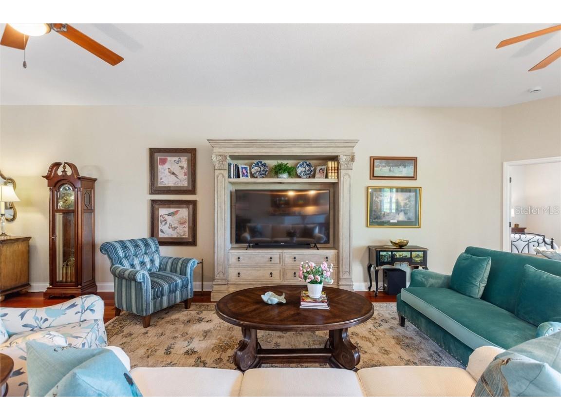 2343 Salzburg Loop Winter Haven FL 33884 P4936926 image11