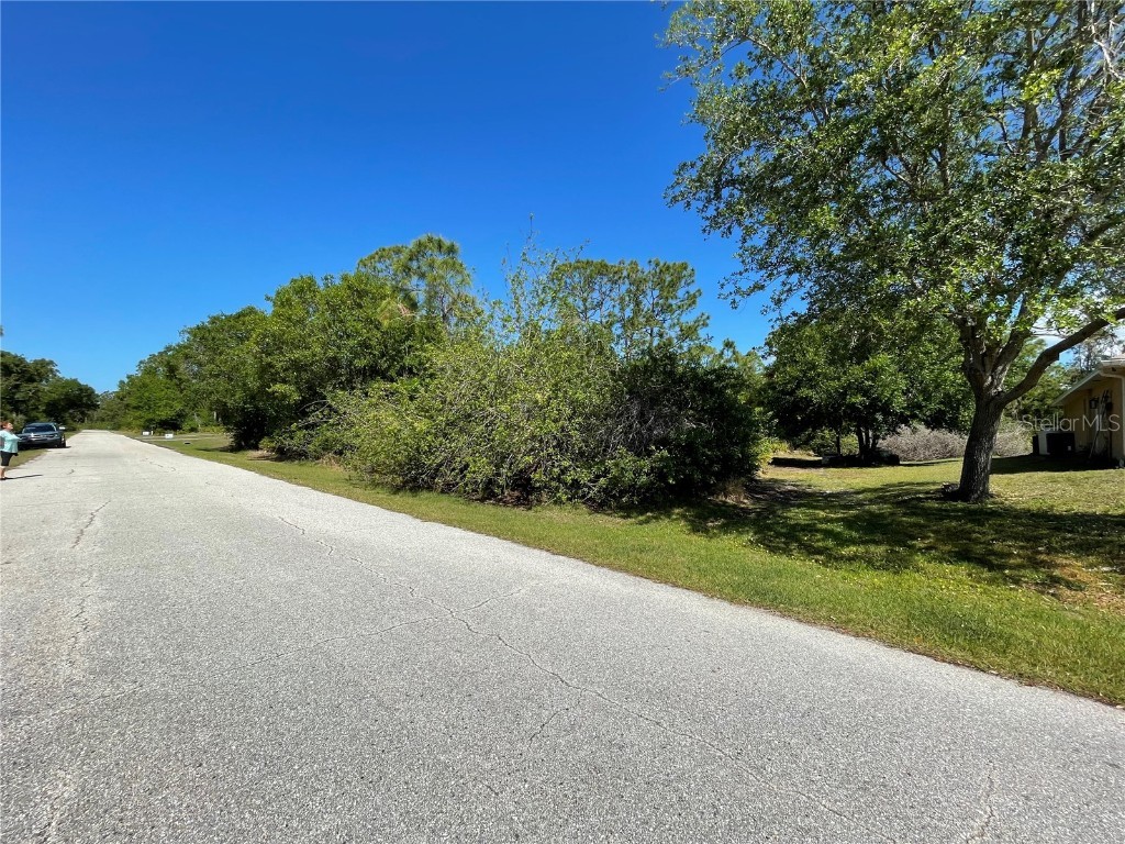 23430 Racine Ave Port Charlotte FL 33980 C7507821 image4