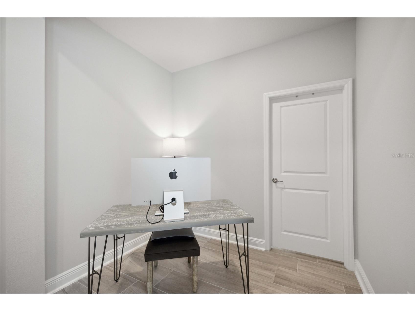 2344 Lindstrom Street Sarasota FL 34237 A4673245 image23