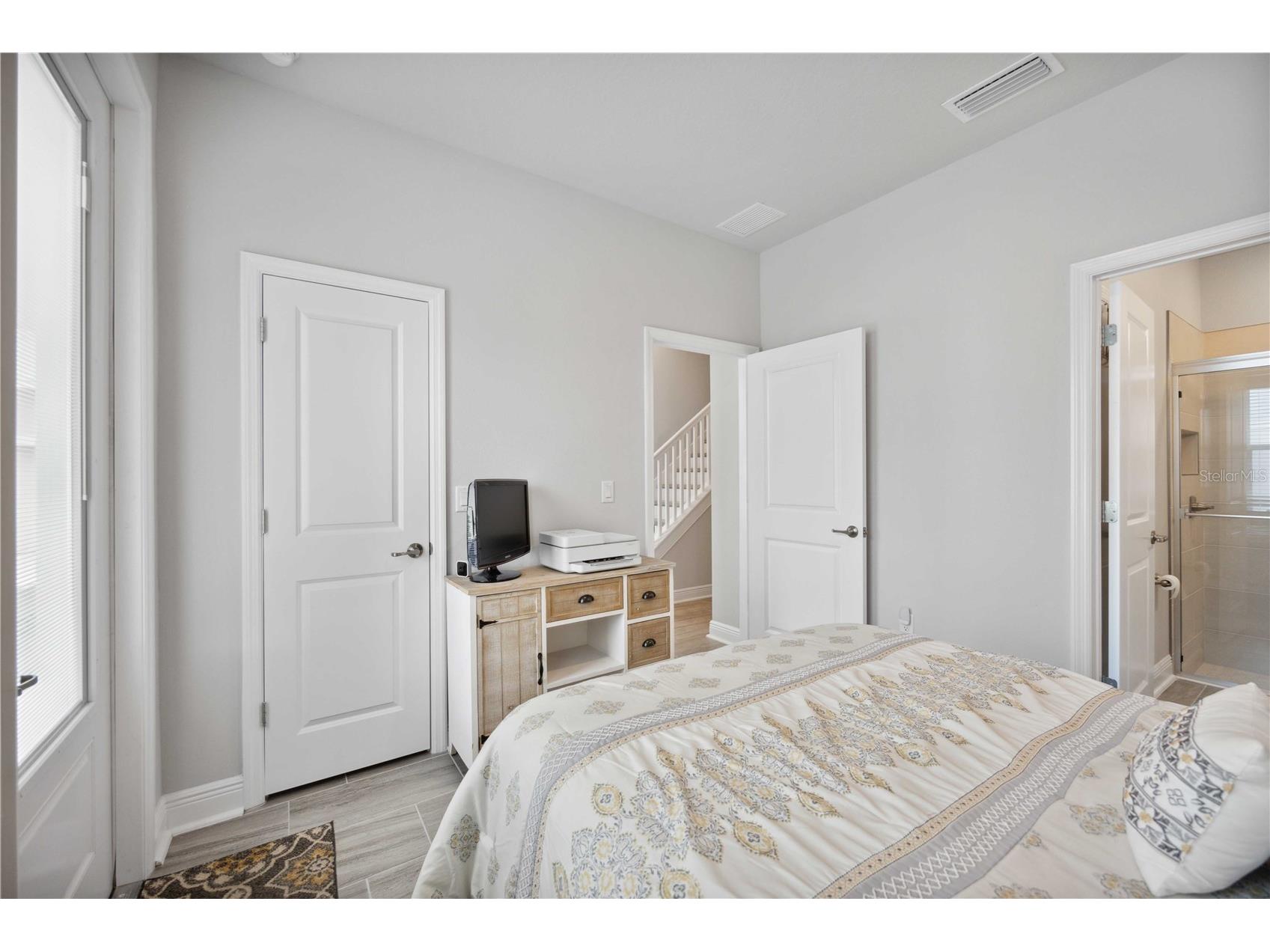 2344 Lindstrom Street Sarasota FL 34237 A4673245 image26