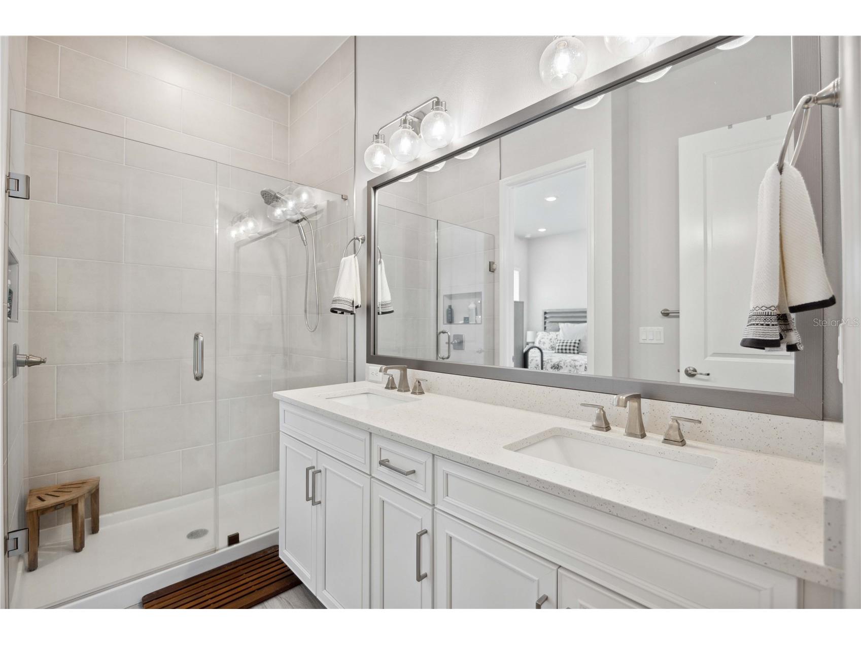 2344 Lindstrom Street Sarasota FL 34237 A4673245 image34