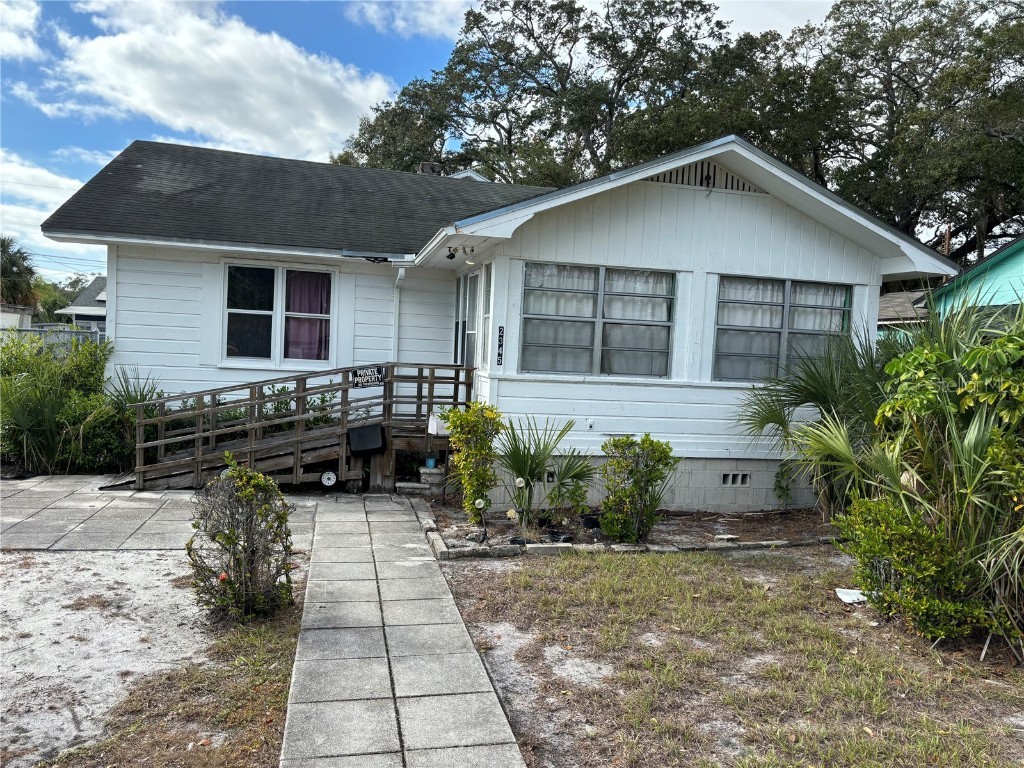 2345 11th Street S Saint Petersburg FL 33705 T3487615 image1