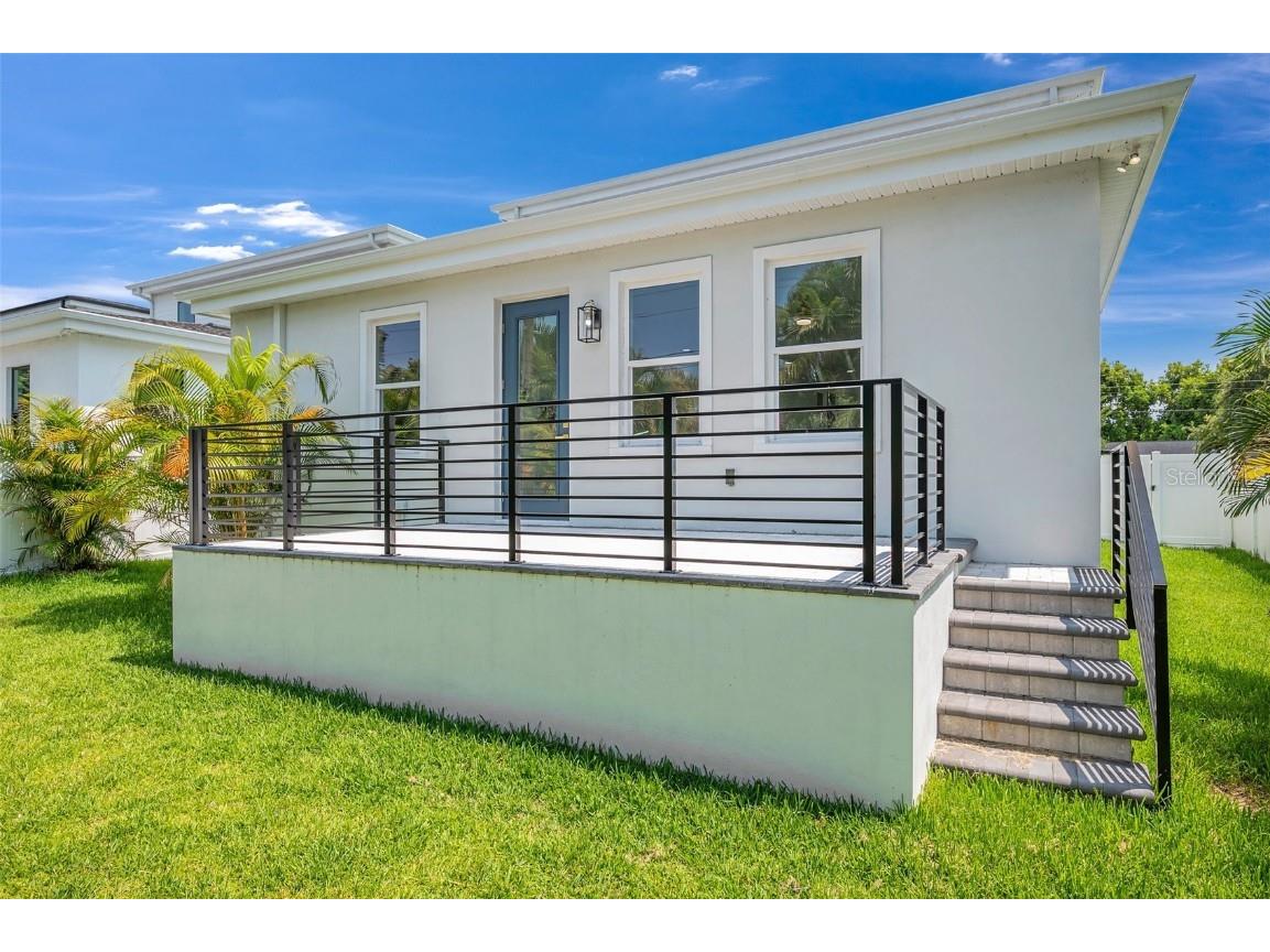 2345 Bahia Vista Street, Sarasota, FL, 34239 MLS T3525837 Edina Realty