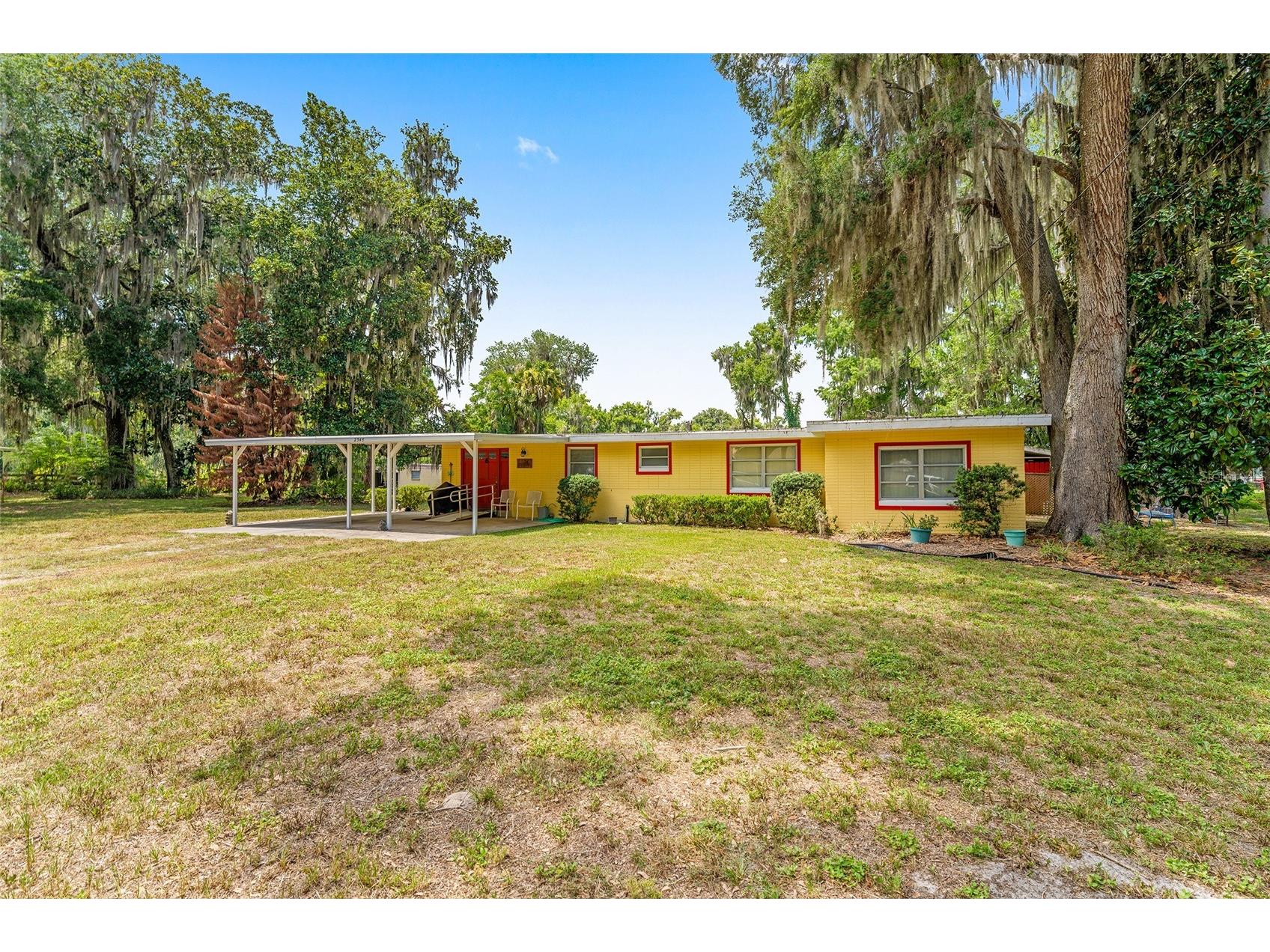 2345 Cr 453 Lake Panasoffkee FL 33538 OM726925 image1