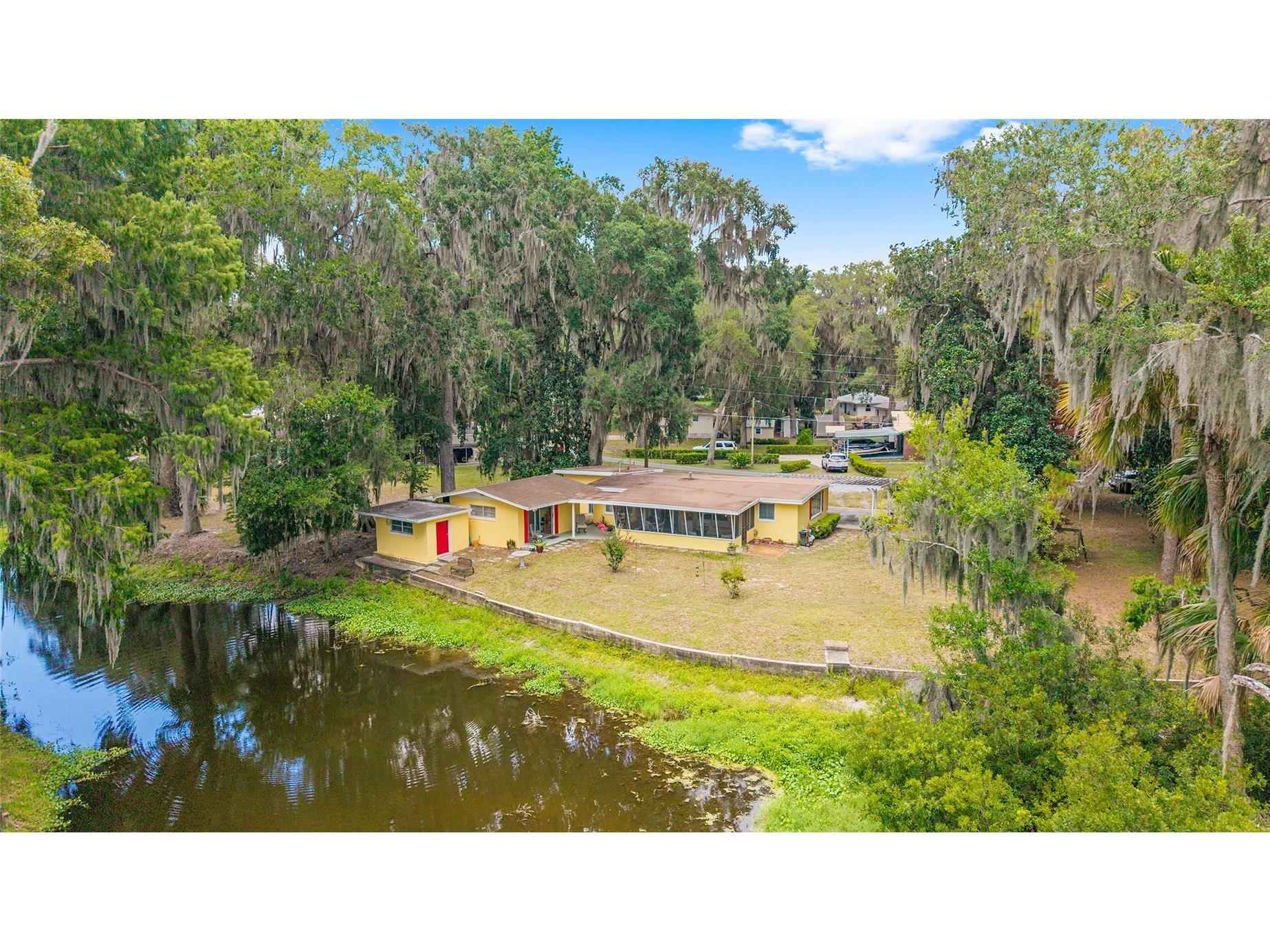 2345 Cr 453 Lake Panasoffkee FL 33538 OM726925 image3