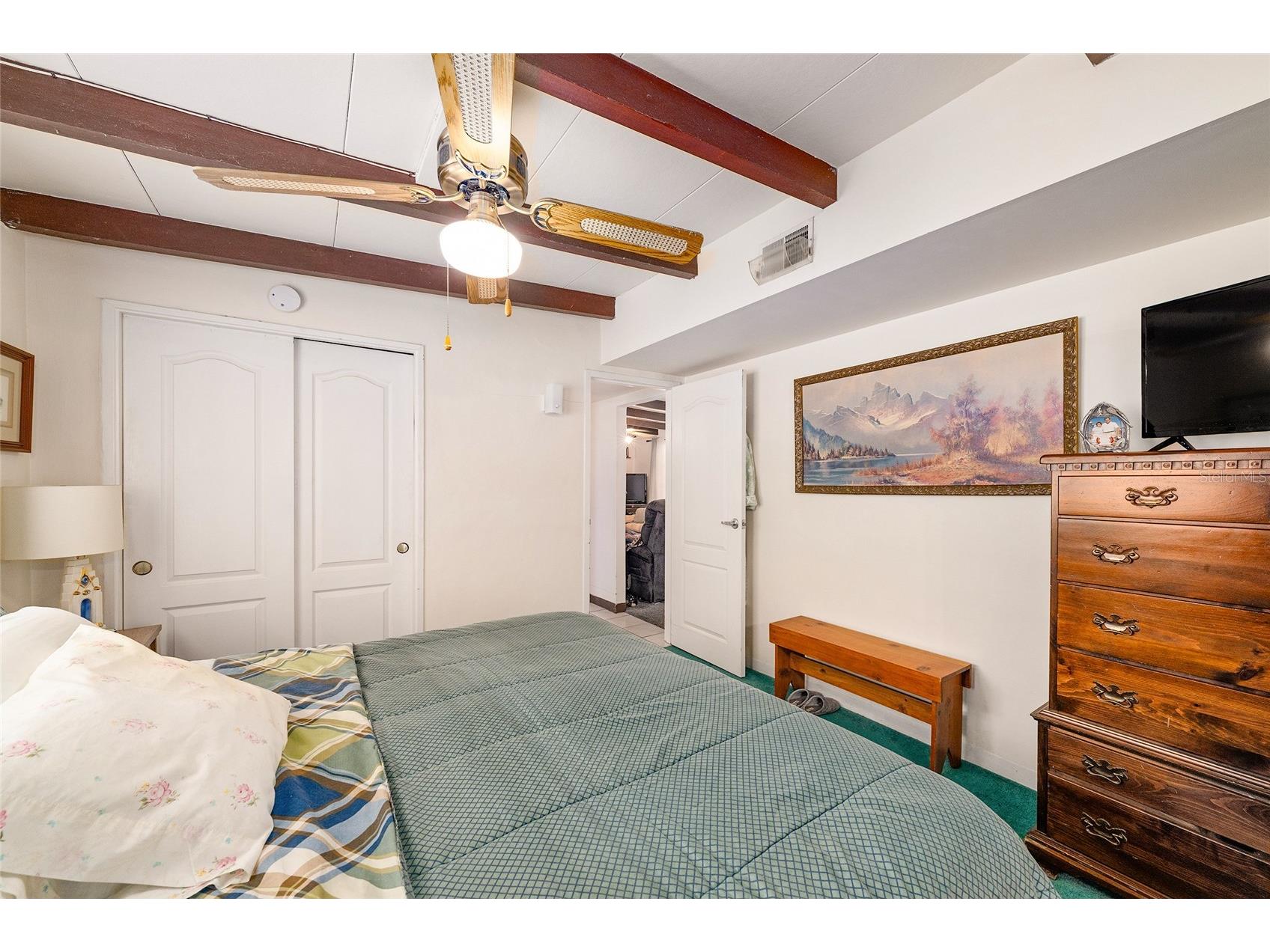 2345 Cr 453 Lake Panasoffkee FL 33538 OM726925 image32