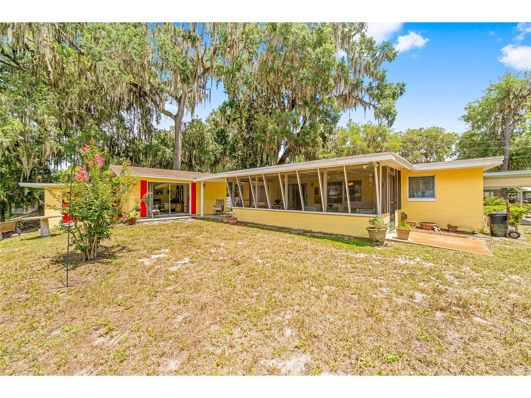 2345 Cr 453 Lake Panasoffkee FL 33538 OM726925 image49