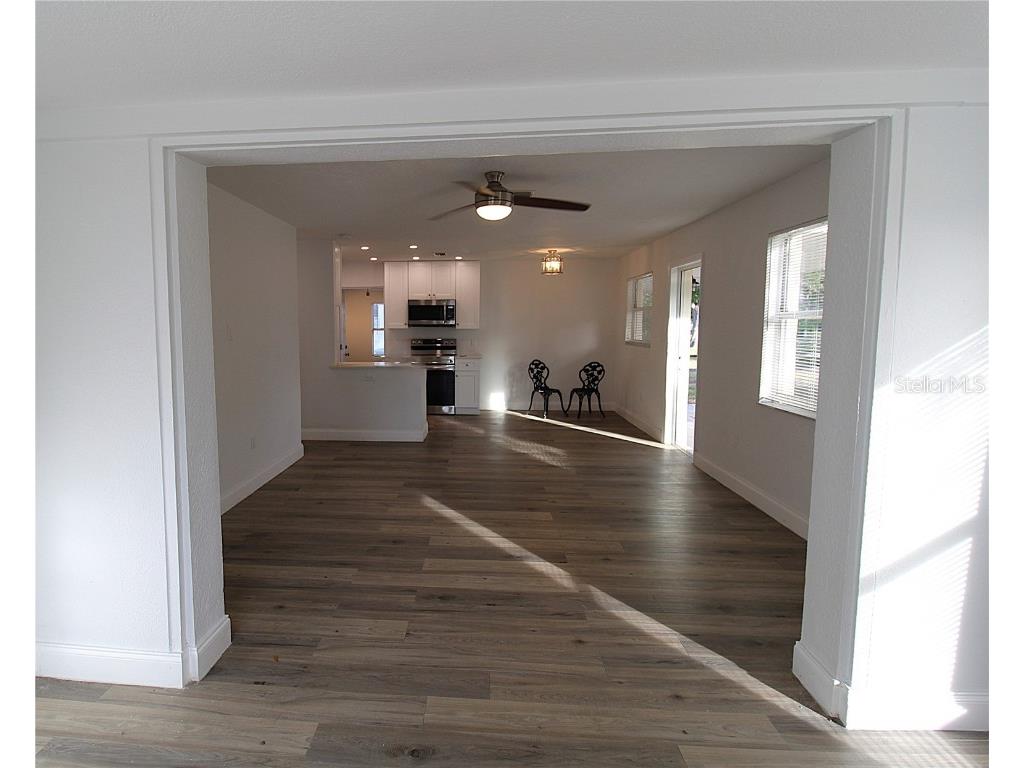 2345 Floyd Street Sarasota FL 34239 A4672180 image5