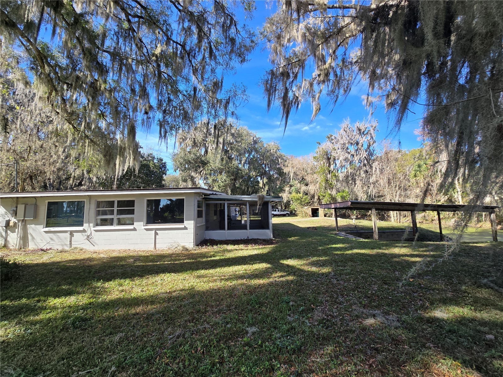 2346 Cr 401 Lake Panasoffkee FL 33538 OM717040 image11