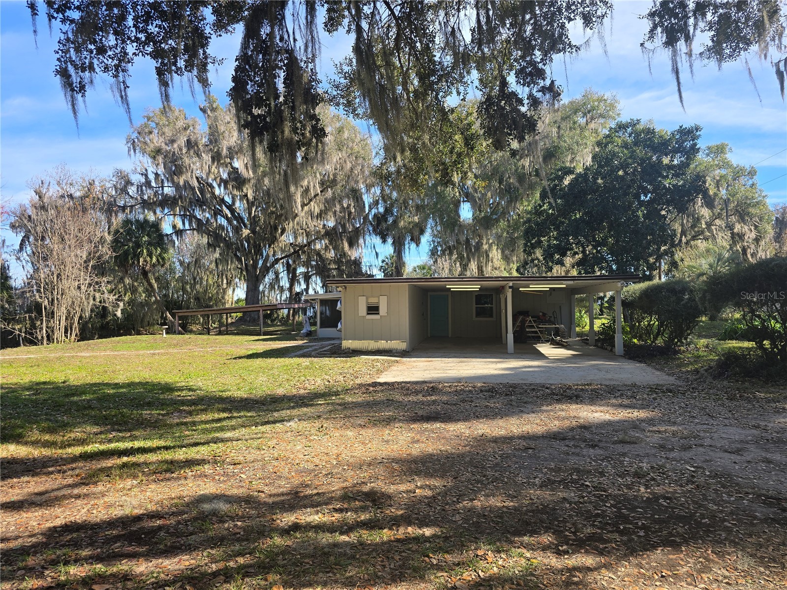 2346 Cr 401 Lake Panasoffkee FL 33538 OM717040 image16