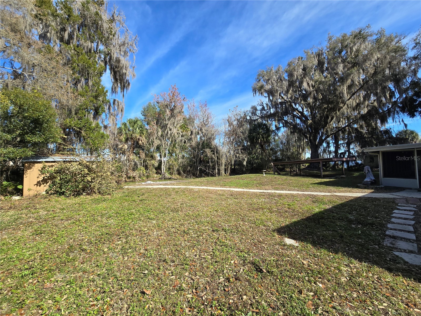 2346 Cr 401 Lake Panasoffkee FL 33538 OM717040 image3